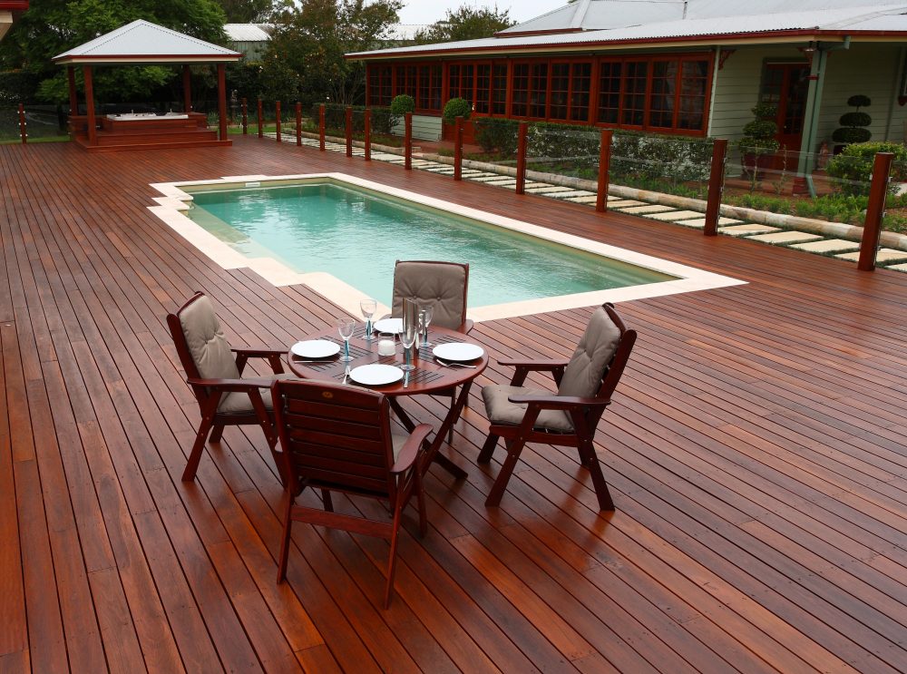 Poolside decking treated with Sikkens wood stains