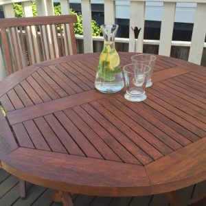 Outdoor furniture cleaned with Sikkens Cetol BL Garden Furniture Cleaner and stained with Sikkens BLX Pro